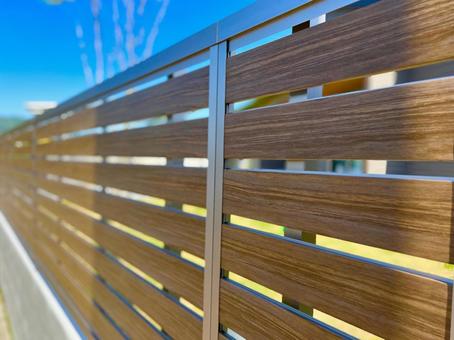 横浜市 目隠しフェンスをご検討中の方へ 。