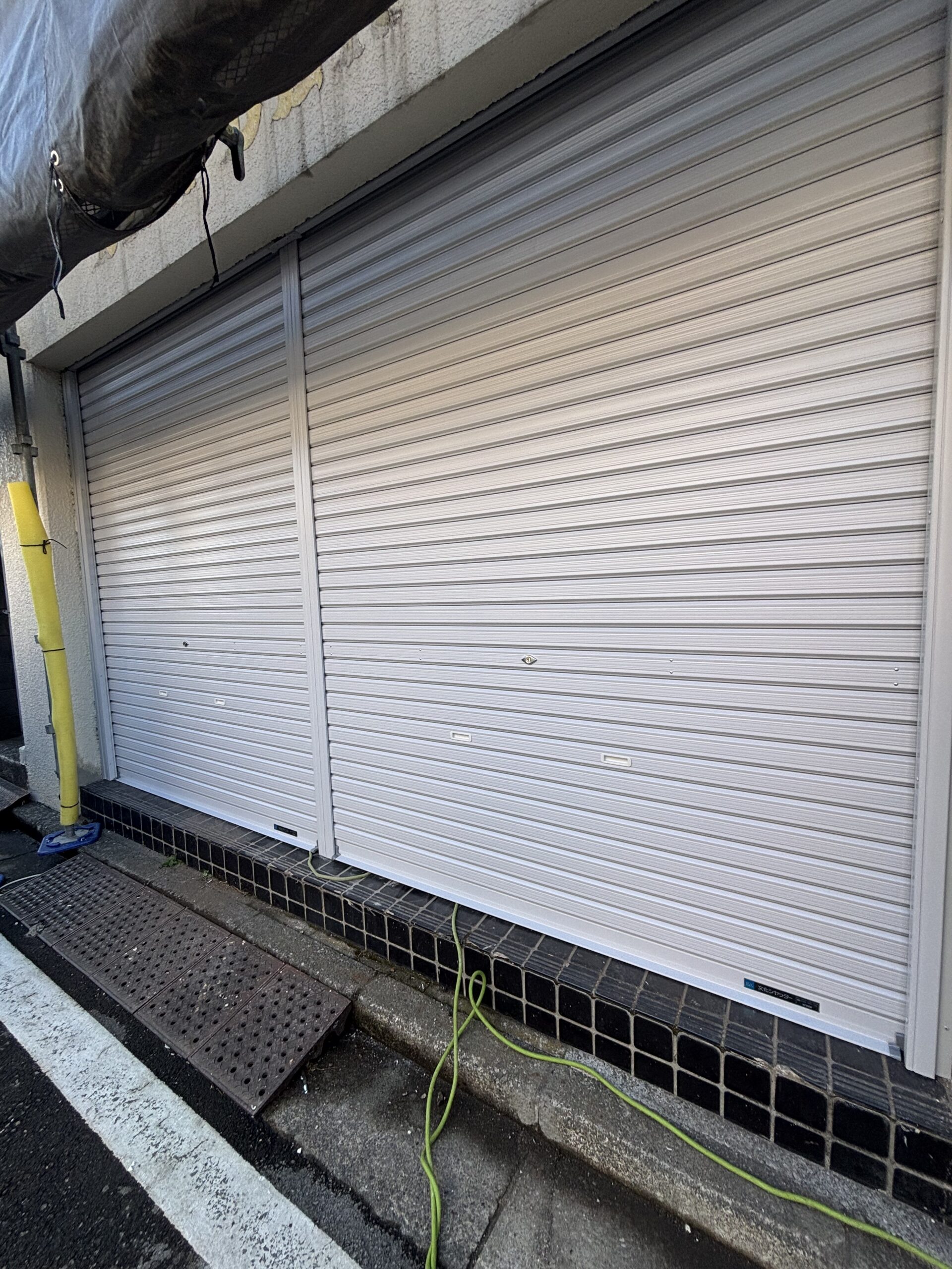 横浜市のシャッター交換/手動シャッター工事の施工事例